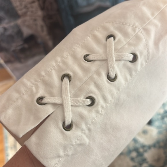 Talbots White Criss Cross Bottom Ankle Pants, size 12, good condition - Picture 3 of 8